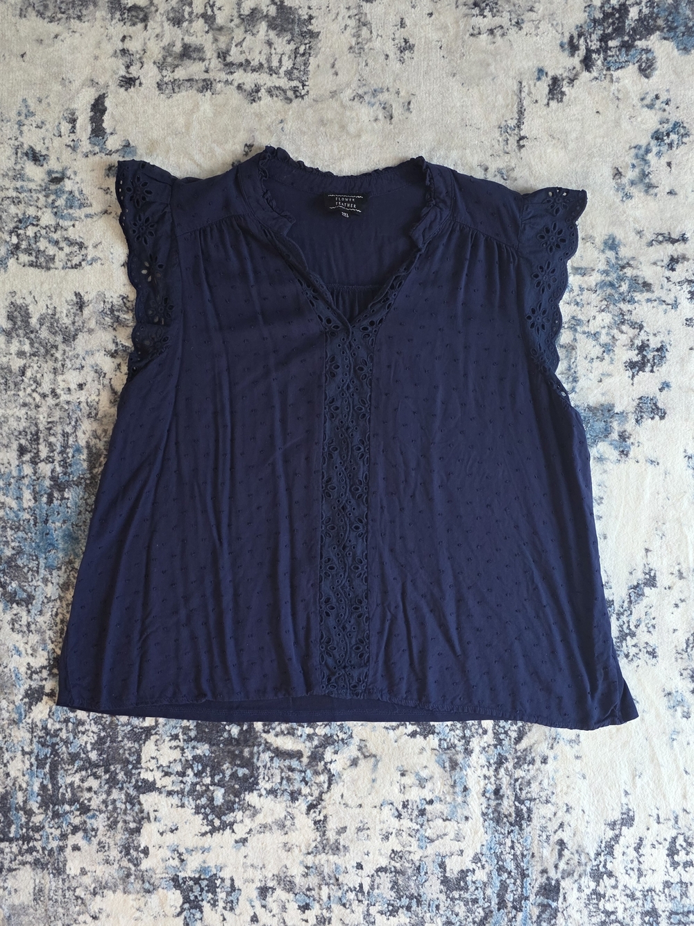 💥💥5 For $25💥💥 Navy Lace-Trim Sleeveless Camisole